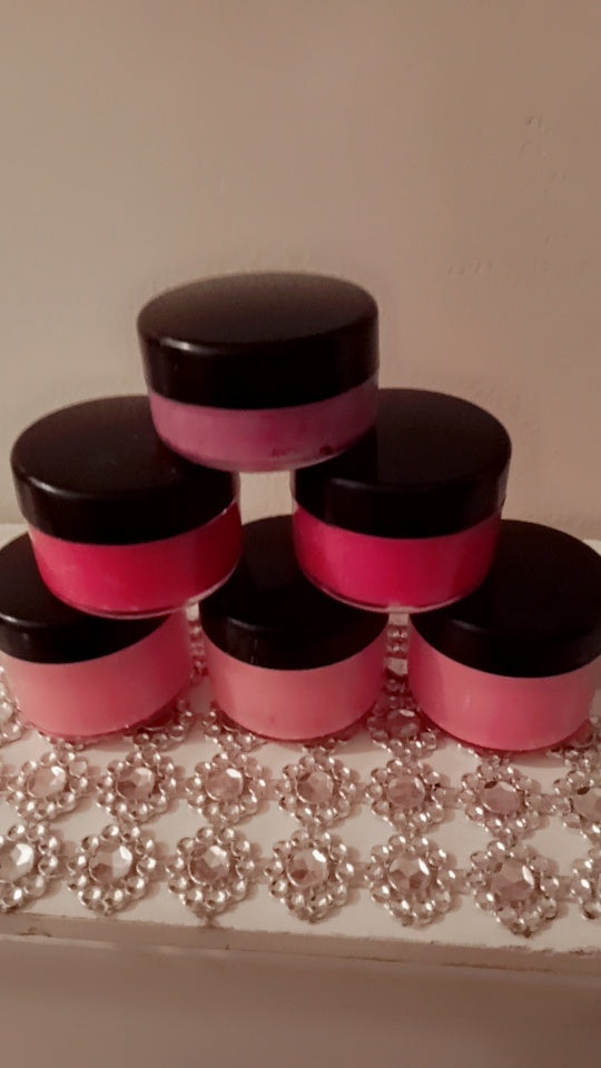 Warm Vannilla Sugar Body Butters & Body Scrubs